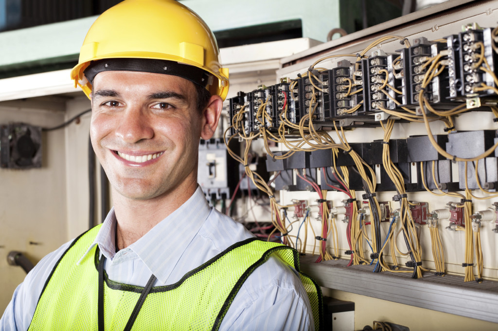 becoming-an-electrical-contractor