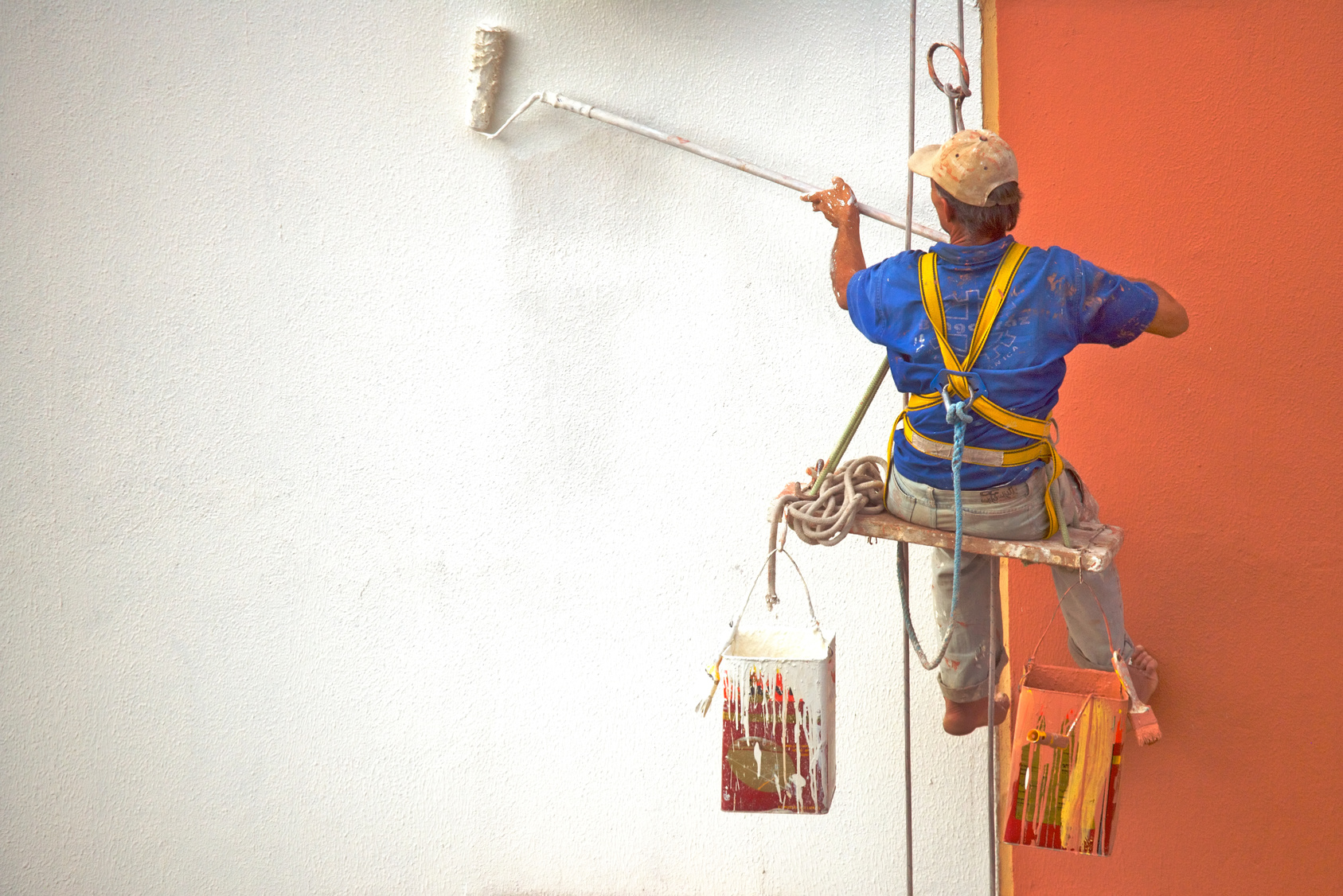 Why You Should Hire a House Painter