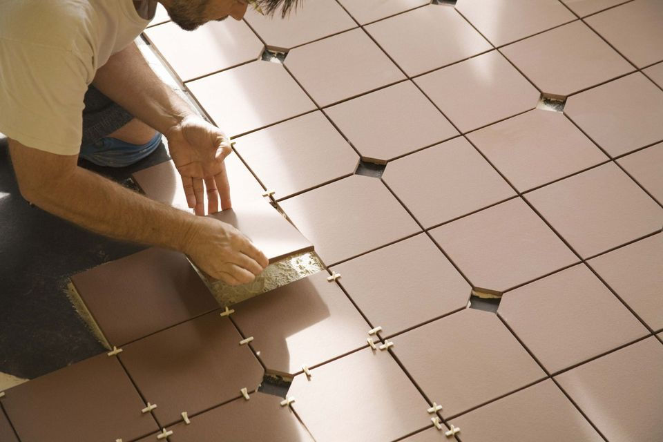 The Advantages That Floor Tiles Bring to the Home Owner In Rennovations