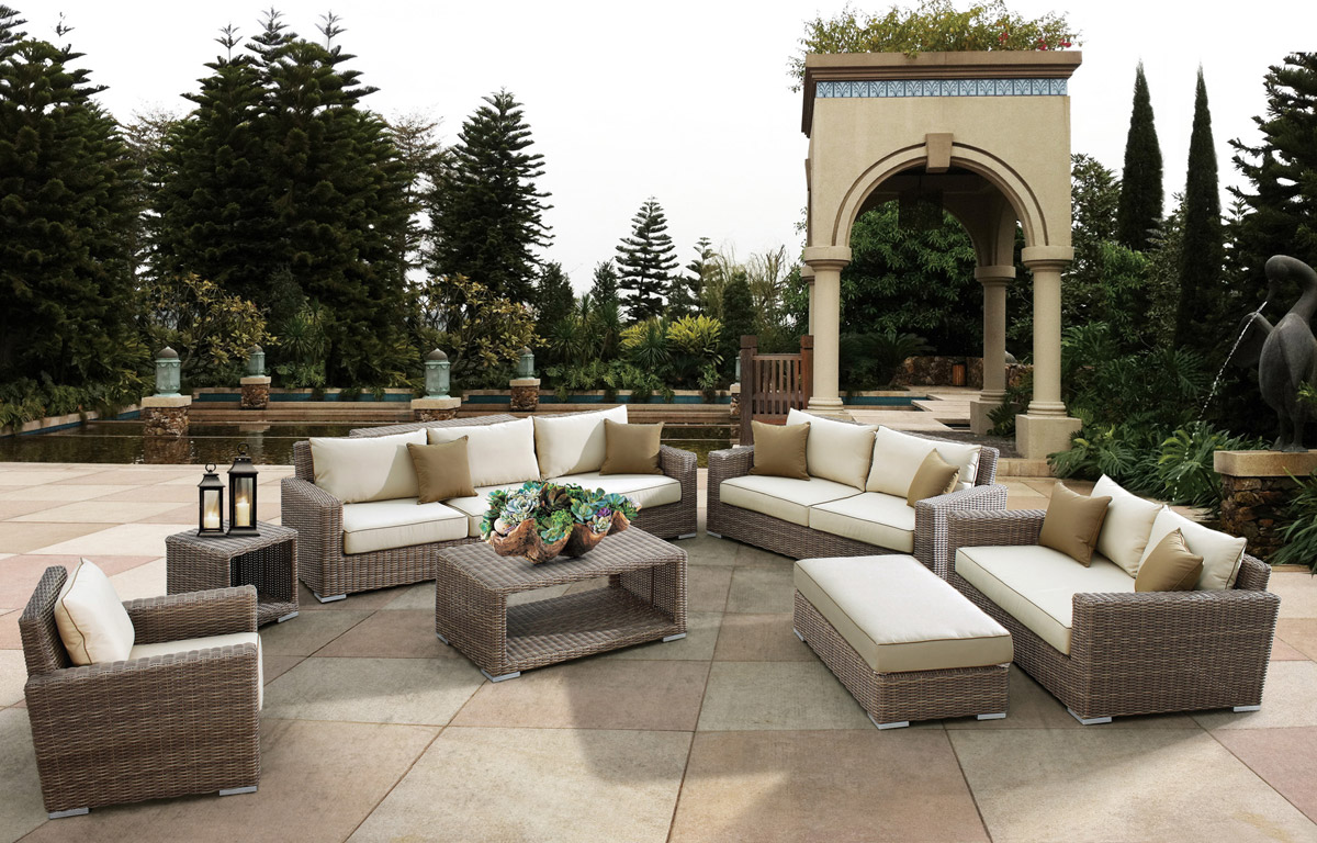Select an Outdoor Wicker Furniture Set