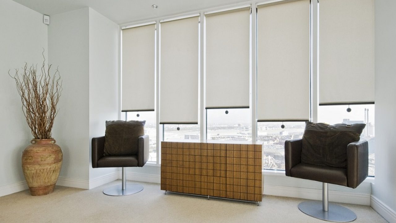 Top Benefits of Having Outdoor Roller Blinds Online