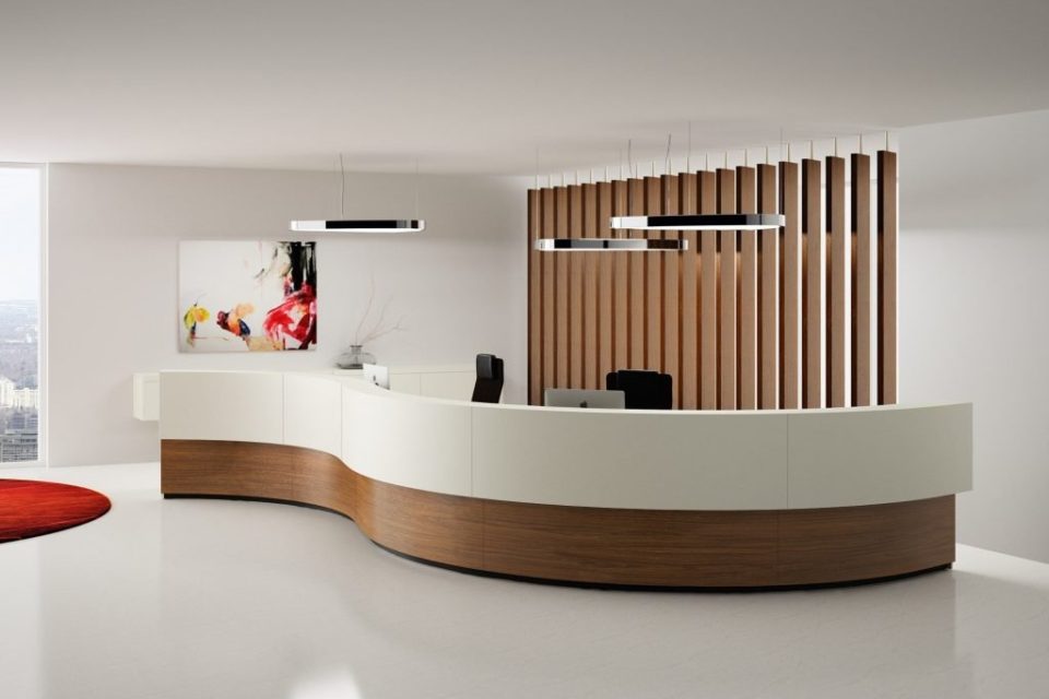 How to Choose the Right Reception Desk for Your Business?