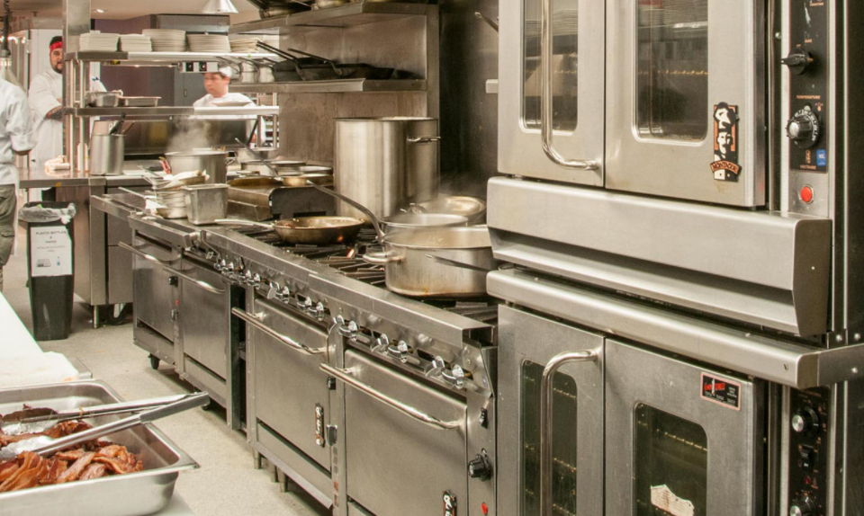Best Commercial Catering Equipment For Fast Cooking