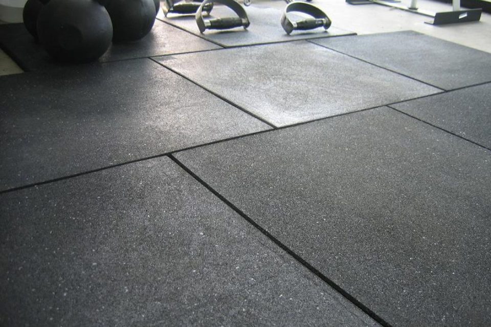 Why you should consider investing in rubber tiles for flooring?