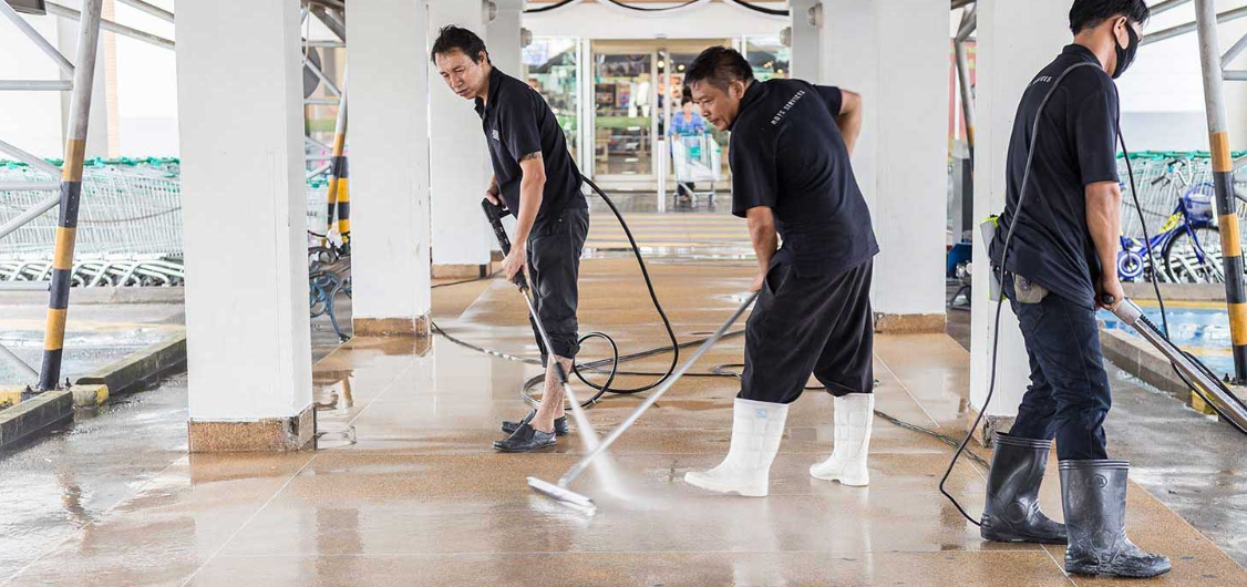 Apply Pressure Cleaning In Brisbane To Make Floors New