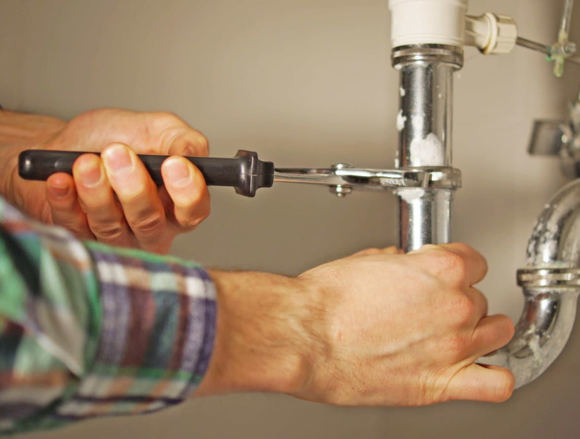 The Essential Guide to Hiring a Plumber in Elanora Heights