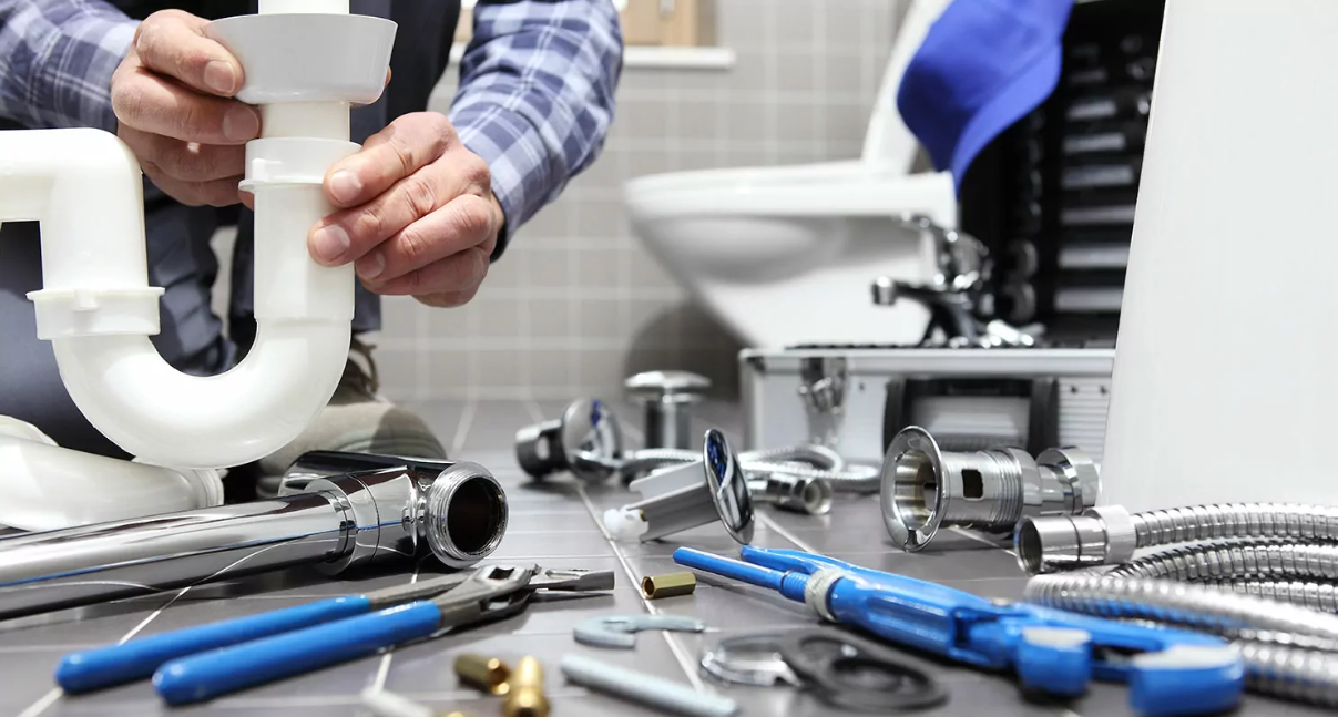 What to Expect When Hiring a Plumber in Uckfield for Your Home