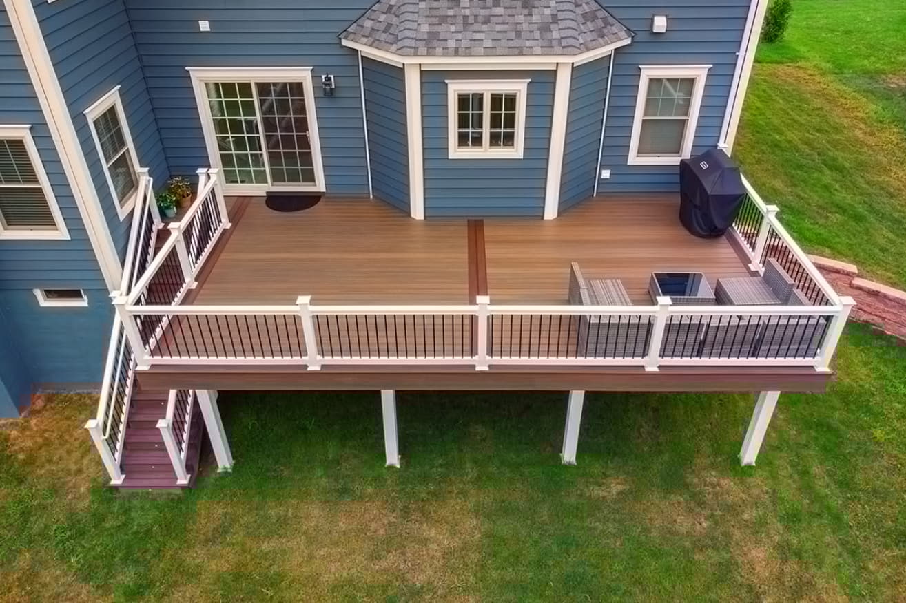 The Allure of Beautifully Crafted Decks in Hamilton