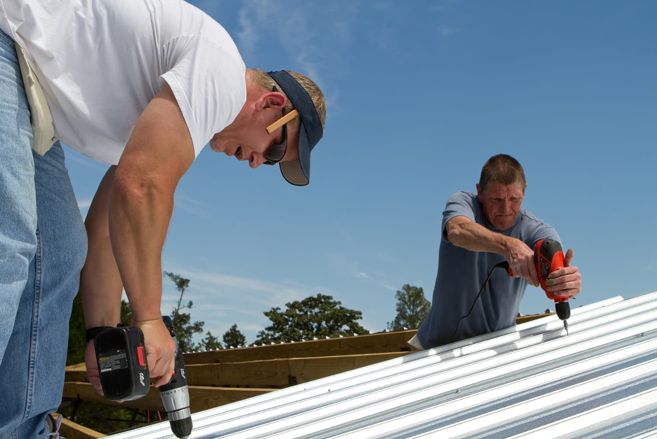 commercial roofing contractors from Milwaukee