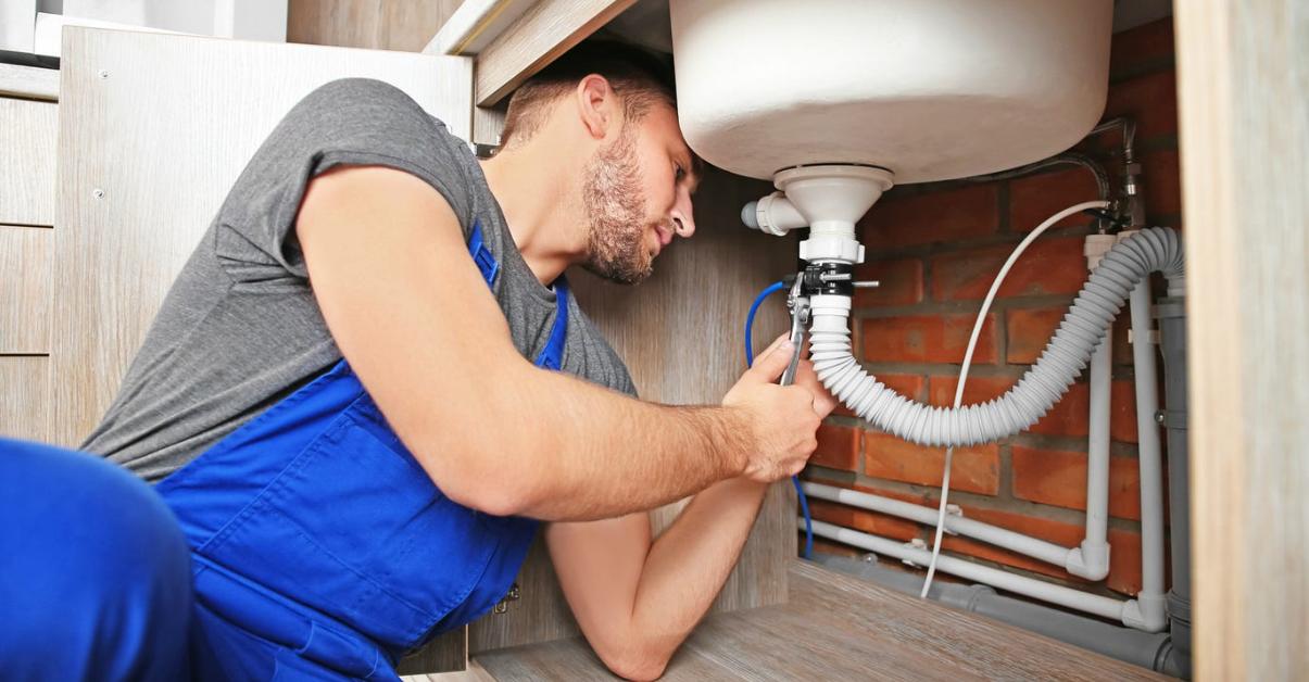 plumbers in Elanora Heights