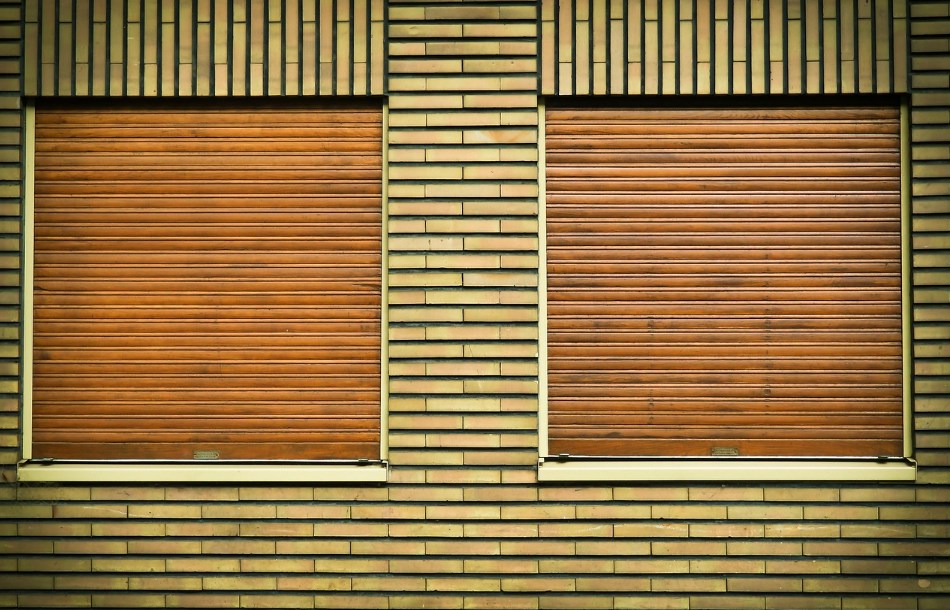 fixed louvre shutters