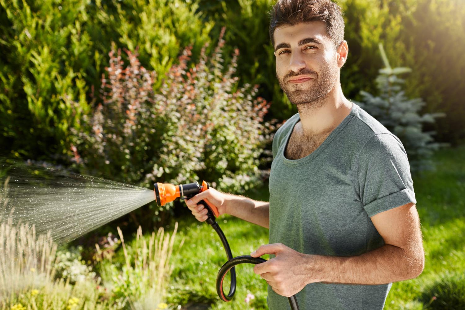Professional Home Pressure Washing: Tips for a Smart Hiring Process