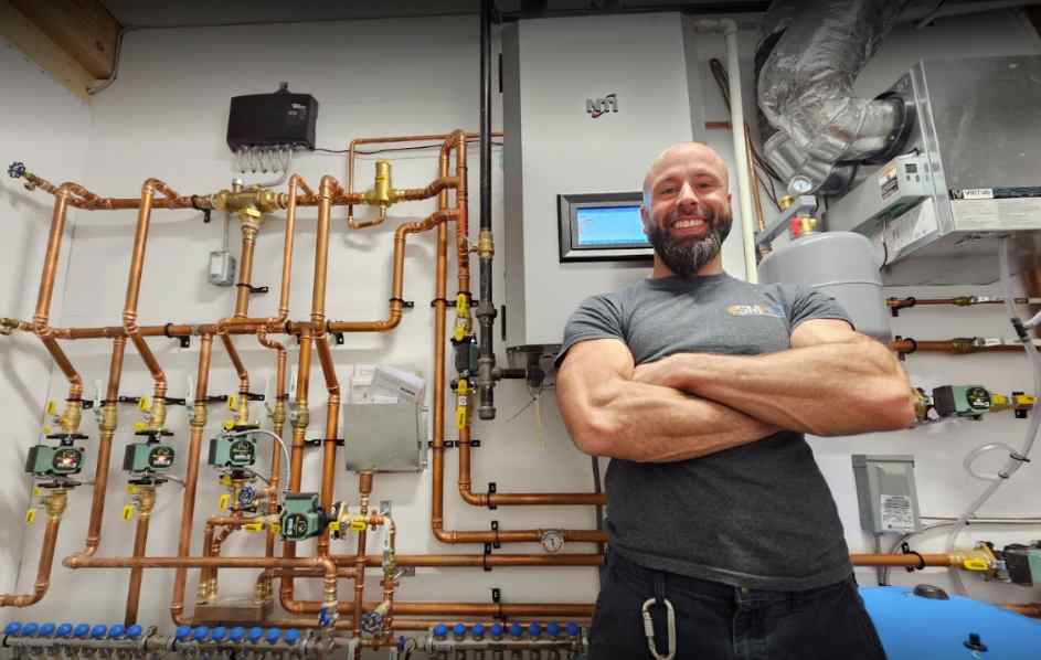 heat pump hot water system in Collingwood